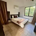 Arthotel Oscar Ii