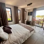 Arthotel Oscar Ii Otel *