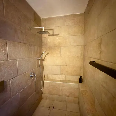 Arthotel Oscar Ii Хотел Созопол