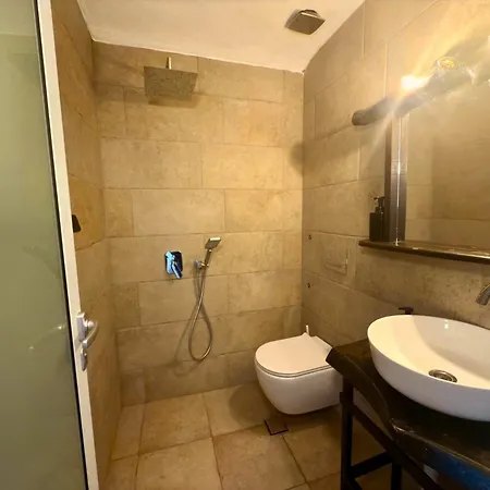Arthotel Oscar Ii Sozopol