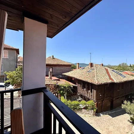 Arthotel Oscar Ii