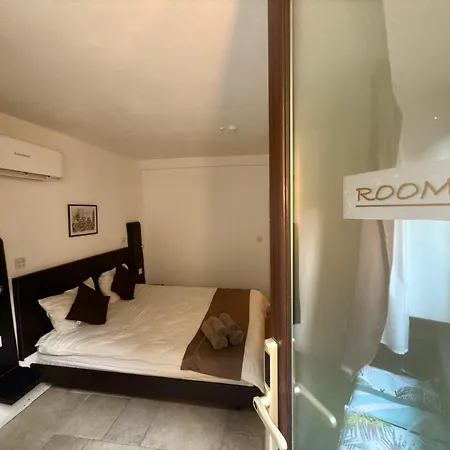 Arthotel Oscar Ii Sozopol