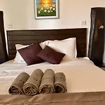 Arthotel Oscar Ii