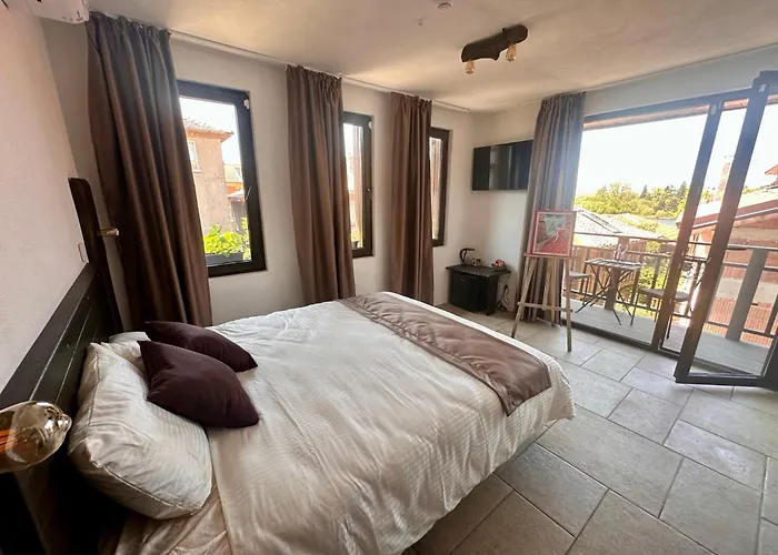 Arthotel Oscar Ii Hotel *